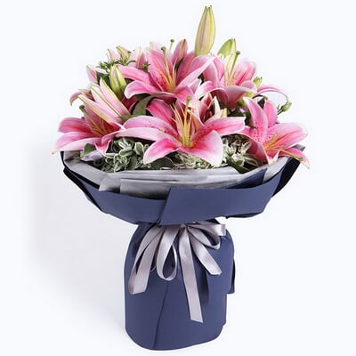 多头粉香水百合5枝 多头粉香水百合5枝哪里买 多头粉香水百合5枝代表什么意思 鲜花蛋糕连锁