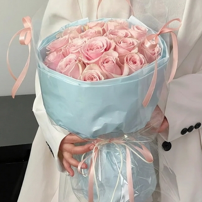 19枝粉玫瑰芭蕾风花束